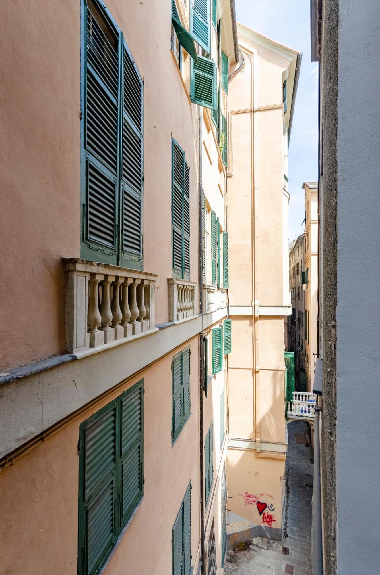 Castelli'S Apartments Campo 10 Генуя Экстерьер фото